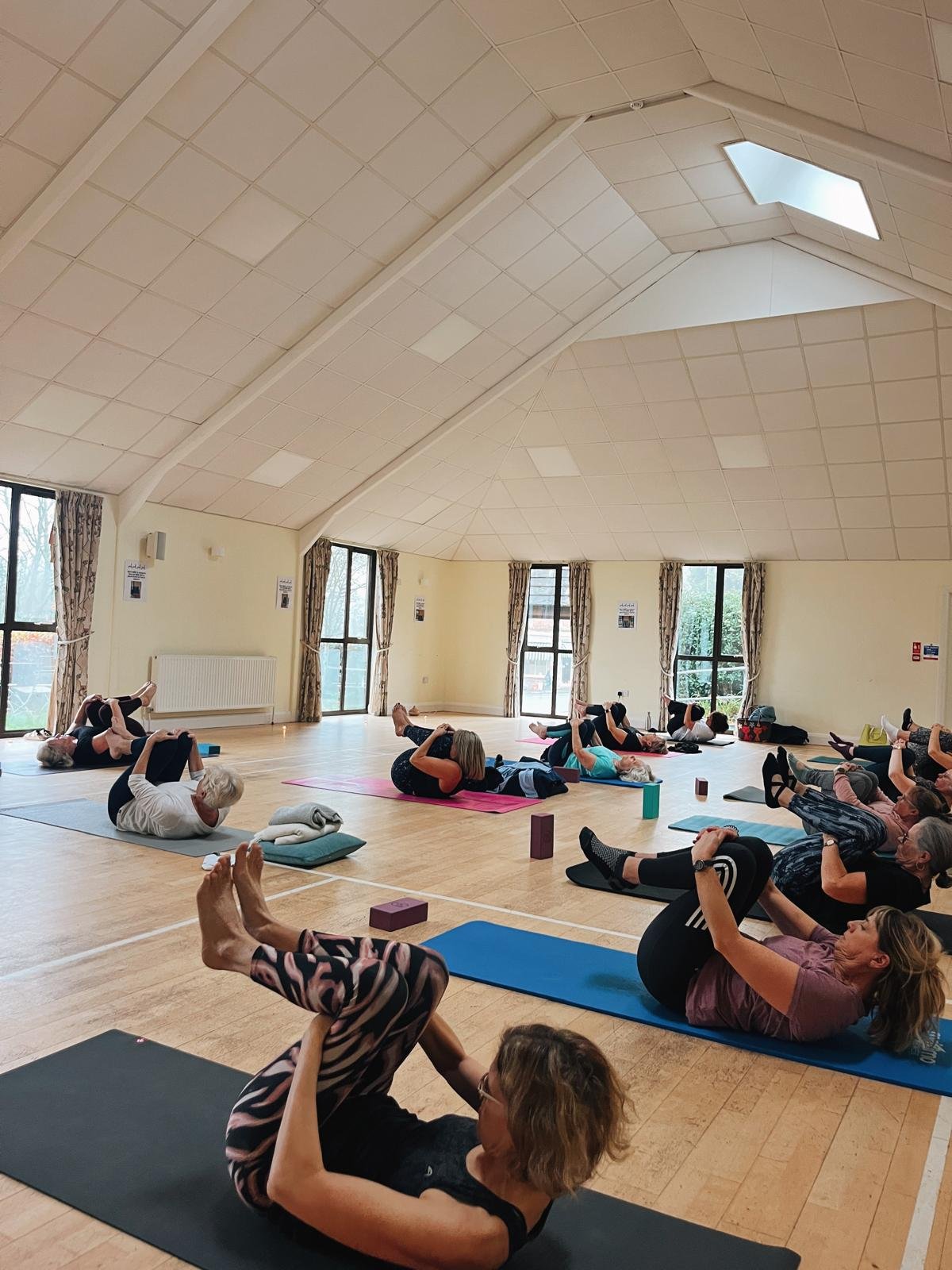 Ros Cox Wellness hosting pilates class by the sea